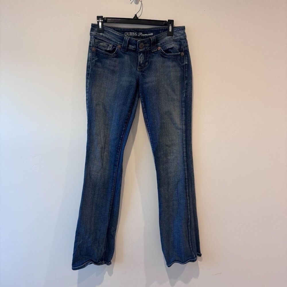 GUESS Premium Medium Wash Flare Bootcut Jeans Women's Size 28 98% Cotton
